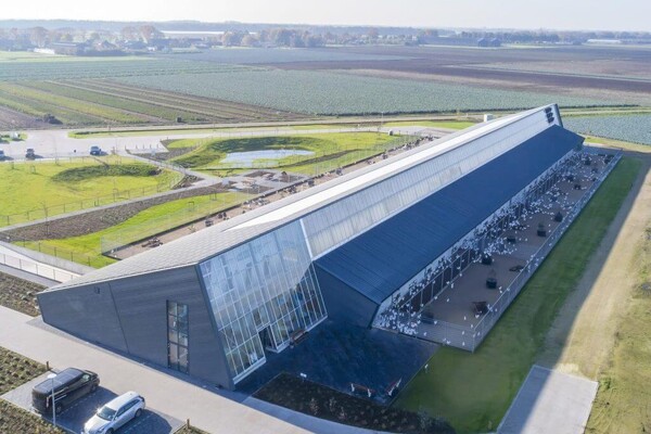 Kipster vervult voorbeeldfunctie als ‘groenste kippenstal ter wereld’